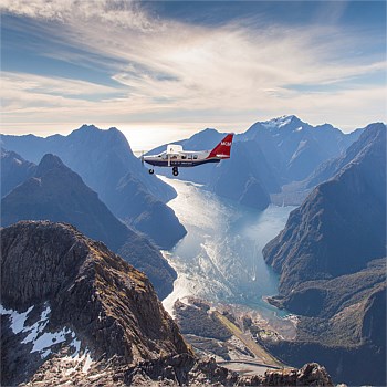 Milford Sound Fly-Cruise-Fly