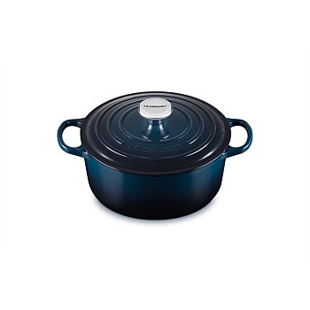 Signature Cast Iron Round Casserole 24cm