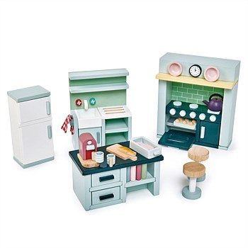 Wooden kitchen furniture set