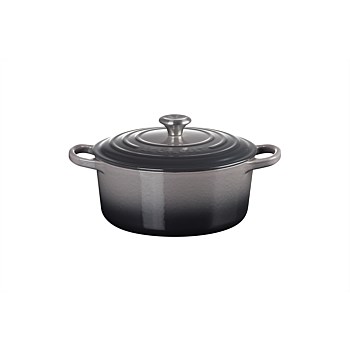 Signature Cast Iron Round Casserole 22cm