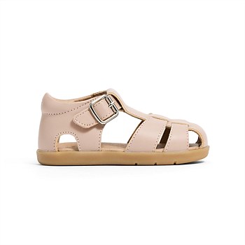 Maddie Sandal