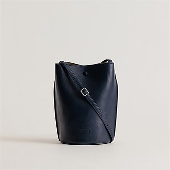 Phoebe Bucket bag